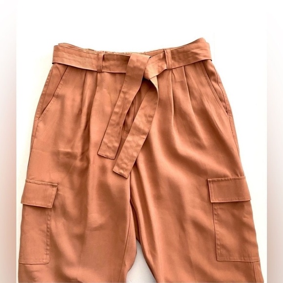 Nine West Rayon High Waist Pleated Tapered Cargo Pants in Black Size‎ Large EUC - Picture 4 of 12